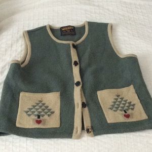 RARE FIND !! Woolrich Christmas vest. VINTAGE.